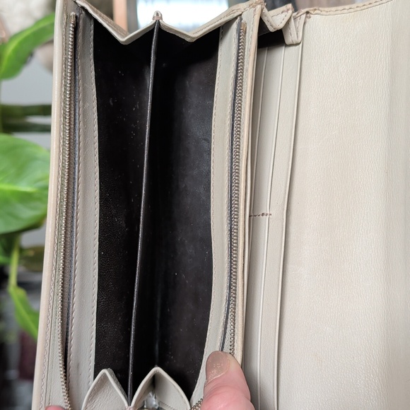 Gucci Sukey Continental Wallet - Picture 10 of 10